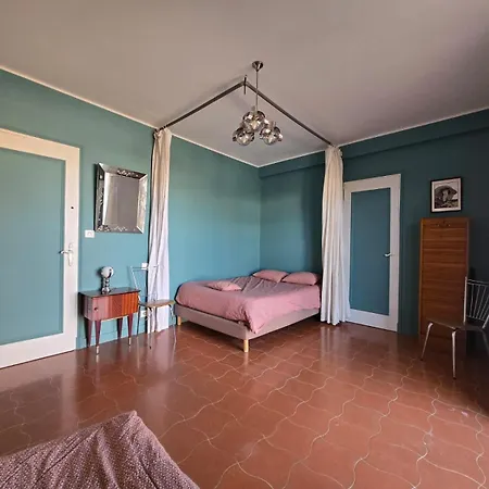 Appartamento Bleu Avec Piscine Chauffée Couverte, Bozouls, Aveyron