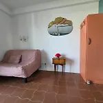 La Petite Maison Bleue Avec Grande Piscine Chauffee Et Couverte Apartment *
