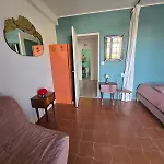La Petite Maison Bleue Avec Grande Piscine Chauffee Et Couverte * Bozouls