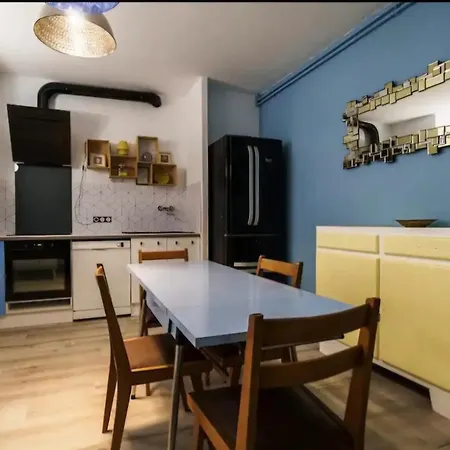 La Petite Maison Bleue Avec Grande Piscine Chauffee Et Couverte